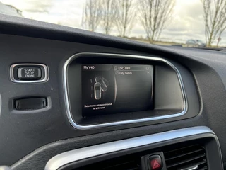 Volvo V40 Volvo V40 2.0 T4 R-Design | Park Assist | Stoelverwarming | Trekhaak | 6-Speed - afbeelding nr 9