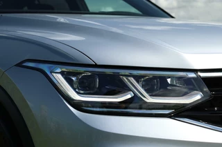 Volkswagen Tiguan Volkswagen Tiguan 1.5 TSI / 2x R-Line / Black Style / Virtual Cockpit / Camera / Matrix LED / Trekhaak / 20