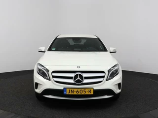 Mercedes-Benz GLA Mercedes GLA-klasse 200 Airco Cruise Stoelverw. Trekhaak Aut - afbeelding nr 4