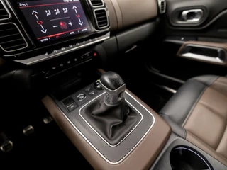 Citroën C5 Aircross Citroën C5 Aircross 1.2 PureTech Sport Deluxe (APPLE CARPLAY, GROOT NAVI, MEMORY SEATS, STOELVERWARMING, ADAPTIVE CRUISE, LEDER, ELEK ACHTERKLEP, KEYLESS, GETINT GLAS, NIEUWE APK, NIEUWSTAAT) - afbeelding nr 11