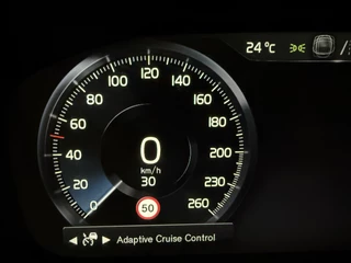 Volvo XC90 PANO/LUCHTVERING/TREKHAAK/HEAD-UP/360CAMERA/H&K/ACC/PILOT-ASSIST/KEYLESS/22