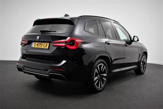 BMW iX3 BMW iX3 Executive 74 kWh M-sport  Leder Panoramisch schuif-kanteldak Navigatie Led Camera 360 Electrisch bedienbare achterklep - afbeelding nr 6
