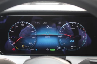Mercedes-Benz E-Klasse Mercedes-Benz E-Klasse 300 e Business Solution / Panoramadak / 360Camera / Leder / 18'' / Virtual Cockpit / LED Koplampen / Stoelverwarming / Cruise Control - afbeelding nr 18