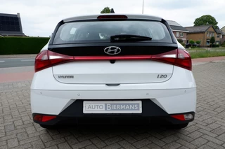 Hyundai i20 Hyundai i20 1.2i-Comfort .Stoelverw! Rijklaarprijs incl 12MND BOVAG garantie - afbeelding nr 10
