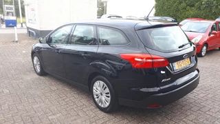 Ford Focus Ford Focus 1.0 Lease Edition RADIO CD/CLIMATE/NAVI/CRUISE/CV - afbeelding nr 4