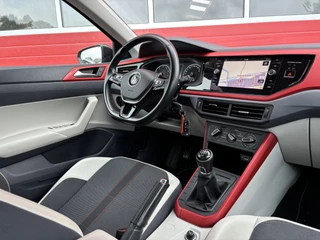Volkswagen Polo Volkswagen Polo 1.0 TSI Beats NAVI / CARPLAY / ACC / BLUETOOTH / DAB+ / ELEK RAMEN / NL-AUTO - afbeelding nr 3