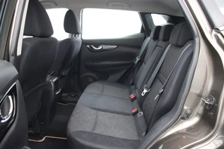 Nissan QASHQAI Nissan QASHQAI 1.2 Acenta - Navi, Cruise, Clima, Stoelverwarming, Trekhaak - afbeelding nr 7