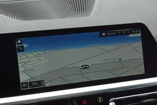 BMW 3 Serie BMW 3 Serie 330e Touring M Sport / Panodak / Leer / Trekhaak / Head-up/ Laser/Harman Kardon - afbeelding nr 15