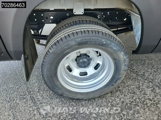 Iveco Daily Iveco Daily 35C21 3.0L Automaat L2H1 3,5t Trekhaak LED ACC Navi Airco Camera Parkeersensoren Euro6 L2 Laag dak 9m3 Airco Trekhaak - afbeelding nr 22