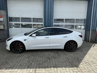Tesla Model 3 Tesla Model 3 Performance AWD 486pk 75 kWh +530KM - afbeelding nr 2