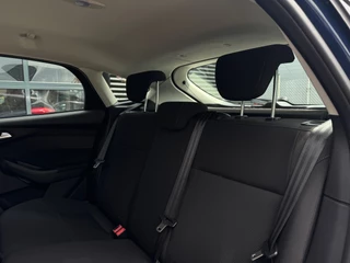 Ford Focus Ford Focus 1.0 Trend | Navigatie | Cruise Control | Parkeersensoren | Airconditioning | NAP - afbeelding nr 10