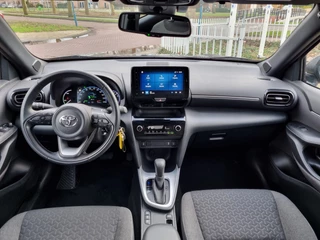 Toyota Yaris Cross Allseasonbanden, Navigatie, Cruise , All-in Rijklaarprijs - afbeelding nr 13