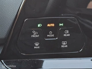 Volkswagen Golf Volkswagen Golf 1.4 eHybrid GTE Panorama/HUD/Camera/IQ Light - afbeelding nr 36