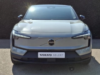 Volvo EX30 Volvo EX30 Twin Motor Performance Ultra 69 kWh | 360 camera | Climate pack | Panoramadak | Elektrisch verstelbare stoelen | - afbeelding nr 3