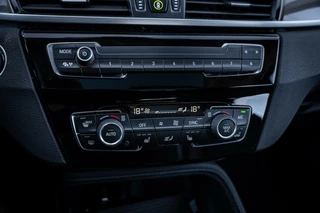 BMW X1 BMW X1 sDrive18i High Executive*PANO*NAVI*LEDER*AUTOMAAT*LED - afbeelding nr 49