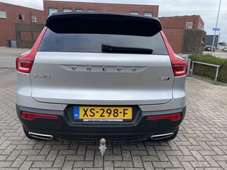 Volvo XC40 Navigatie Trekhaak 2000 kg Panoramadak ACC Leder Elek stoelen Pilot Assist Standkachel 360 Camera Apple Carplay NL Auto - afbeelding nr 7