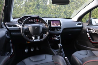 Peugeot 208 Peugeot 208 1.2 PureTech GT-line 110 pk Carplay|Cruise|Camera|Ecc|Navi|Lmv|Cruise - afbeelding nr 8