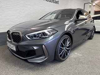 BMW 1 Serie BMW 1 Serie M135I X-Drive High Executive 306pk Kuipstoel Hud Incl 12Mnd Garantie - afbeelding nr 2