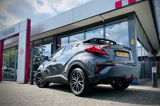 Toyota C-HR Toyota C-HR 1.2 Executive / CAMERA / TREKHAAK / CLIMA - afbeelding nr 6