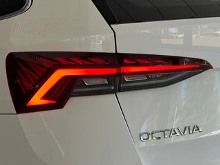Škoda Octavia Skoda Octavia Combi 1.0 TSI Business Edition Plus TREKHAAK - afbeelding nr 25