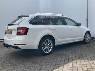 Škoda Octavia Škoda Octavia Combi 1.5 TSI 150pk Automaat Trekhaak Carplay Stoelverw Cruise NL-Auto! - afbeelding nr 16