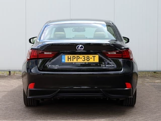 Lexus IS - afbeelding nr 4