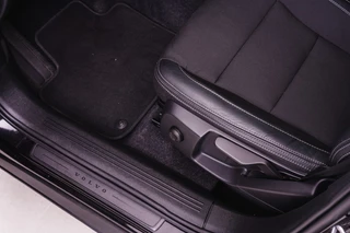 Volvo XC40 Volvo XC40 T3 Geartronic Momentum Pro, Park Assist Line - afbeelding nr 12