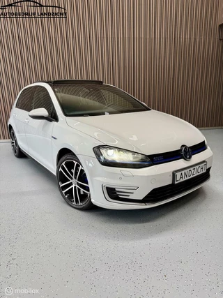 Volkswagen Golf Volkswagen Golf 1.4 TSI GTE PANO - afbeelding nr 3
