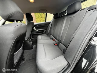 BMW 1 Serie BMW 1-serie 116i Essential *5Drs*Nav*PDC *Dealer onderhouden - afbeelding nr 11