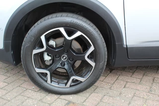 Opel Crossland Opel Crossland 1.2-110pk Turbo 'Elegance'. Mooie en luxe hoogzitter met weinig km's ! Volautm. airco dual, cruise control, camera, comfortstoelen, metallic lak,  LM wielen, navigatie, telefoonvoorb., lane- en side assist, parkeersensoren v+a,  LED verlichting  etc. - afbeelding nr 43