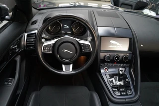Jaguar F-Type Jaguar F-Type P300, 2.0T R-Dynamic like new (2019) - afbeelding nr 11