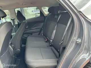 Hyundai Kona Hyundai Kona Electric Comfort Smart 65.4 kWh | Warmtepomp | Trekhaak | Stoel + stuur verwarm - afbeelding nr 12