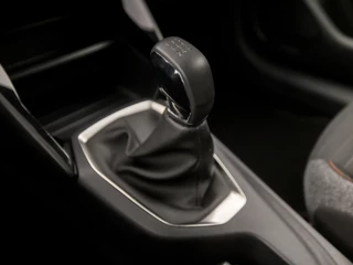 Peugeot 208 (APPLE CARPLAY, GROOT NAVI, 360 CAMERA, LM VELGEN, SPORTSTOELEN, PARKEERSENSOREN, CRUISE, NIEUWE APK, NIEUWSTAAT) - afbeelding nr 10