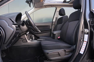 Subaru Forester Subaru Forester 2.0 Premium / PANODAK / CAMERA / STOELVERW / TREKHAAK - afbeelding nr 13