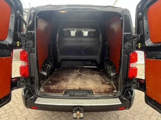 Peugeot Expert Peugeot Expert 231L 2.0 BlueHDI 120pk Premium Dubbele Cabine Trekhaak/Carplay/Clima/Cruise/Navi/17