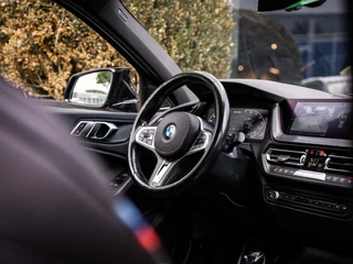 BMW 1 Serie BMW 1-serie M135i xDrive High Executive|PANO|MAXTON|19'' - afbeelding nr 19