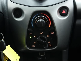 Citroën C1 Citroën C1 1.0 e-VTi Feel | Trekhaak | All season banden | Airco | Radio - afbeelding nr 34