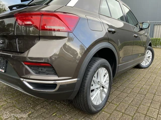 Volkswagen T-Roc Volkswagen T-Roc Style led xenon adap cruise carplay 1.0 TSI Style Business - afbeelding nr 35