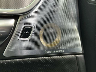 Volvo V90 Volvo V90 2.0 D3 R-Design Automaat | Panoramadak | Volleer | Camera met rondomzicht | Bowers&Wilkins | Adaptieve cruise control | Head-up Display | Apple CarPlay | LED | Parkeersensoren voor en achter - afbeelding nr 58