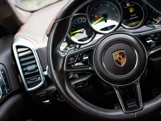 Porsche Cayenne Porsche Cayenne 3.0 S E-Hybrid|PANO|SPORT CHRONO|BOSE|360° - afbeelding nr 32