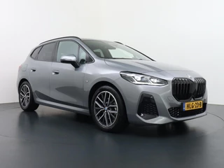BMW 2 Serie BMW 2-serie Active Tourer 220i M-Sport HARMAN KARDON AUDIO| PANO |360 CAMERA | MEMORY SEAT - afbeelding nr 2