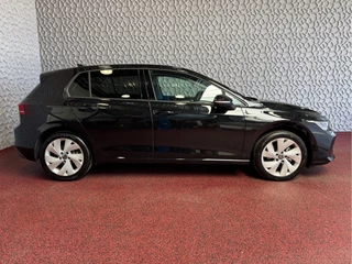 Volkswagen Golf Volkswagen Golf ✅1.5eTSI 150 PK✅ EDITION LED CARPLAY NAVI CAMERA STOEL/STUUR VERW KEYLESS MHEV 