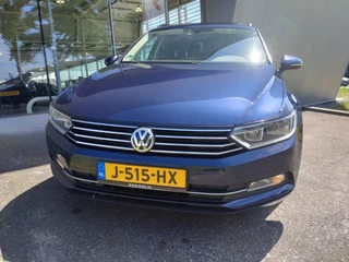 Volkswagen Passat Volkswagen Passat Variant 1.4 TSI Connected S. - afbeelding nr 2