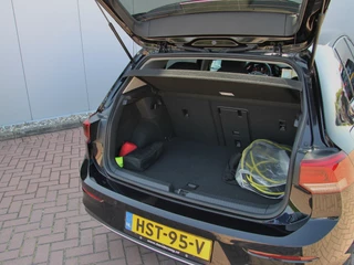 Volkswagen Golf Volkswagen Golf 1.4 eHybrid 204pk Style | acc | Lane | Ergo comfort stoel - afbeelding nr 21