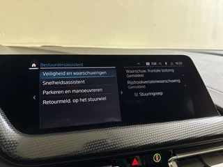 BMW 1 Serie BMW 1 Serie 118IA 140PK HIGH EXECUTIVE SPORT/NAVI/LED/CARPLAY - afbeelding nr 33