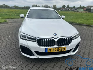 BMW 5 Serie BMW 5-serie 520d High Executive - afbeelding nr 2