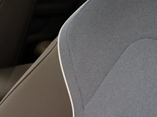 Volvo EX30 Volvo EX30 EXTENDED RANGE PLUS HARMAN KARDON GOOGLE MAPS CAMERA DAB+ - afbeelding nr 13