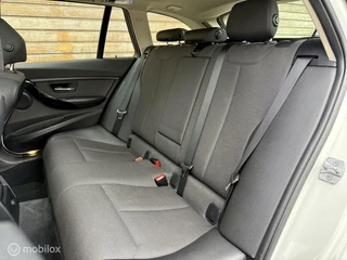 BMW 3 Serie BMW 3-serie Touring 318i LCI | Pano | Automaat | Cruise - afbeelding nr 16