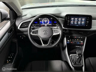 Volkswagen T-Roc Volkswagen T-Roc 1.5 TSI Style | CARPLAY | CRUISE | PDC - afbeelding nr 16