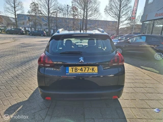 Peugeot 2008 PEUGEOT 2008 1.2 PURETECH BLUE LION AUTOMAAT / Carplay / Navigatie / - afbeelding nr 9